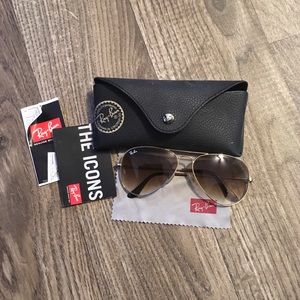 Ray ban aviators RB3025